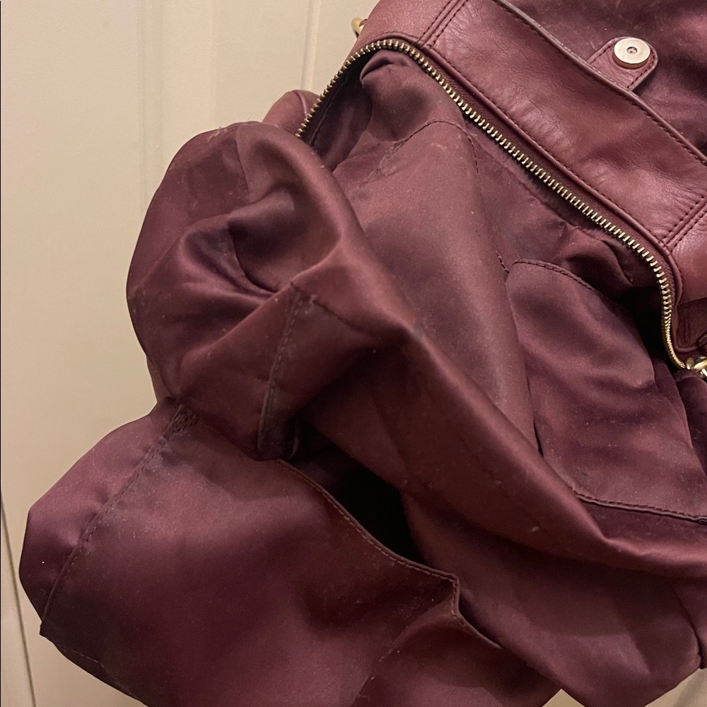 Coach, please check all picture of condition - Picture 13 of 17